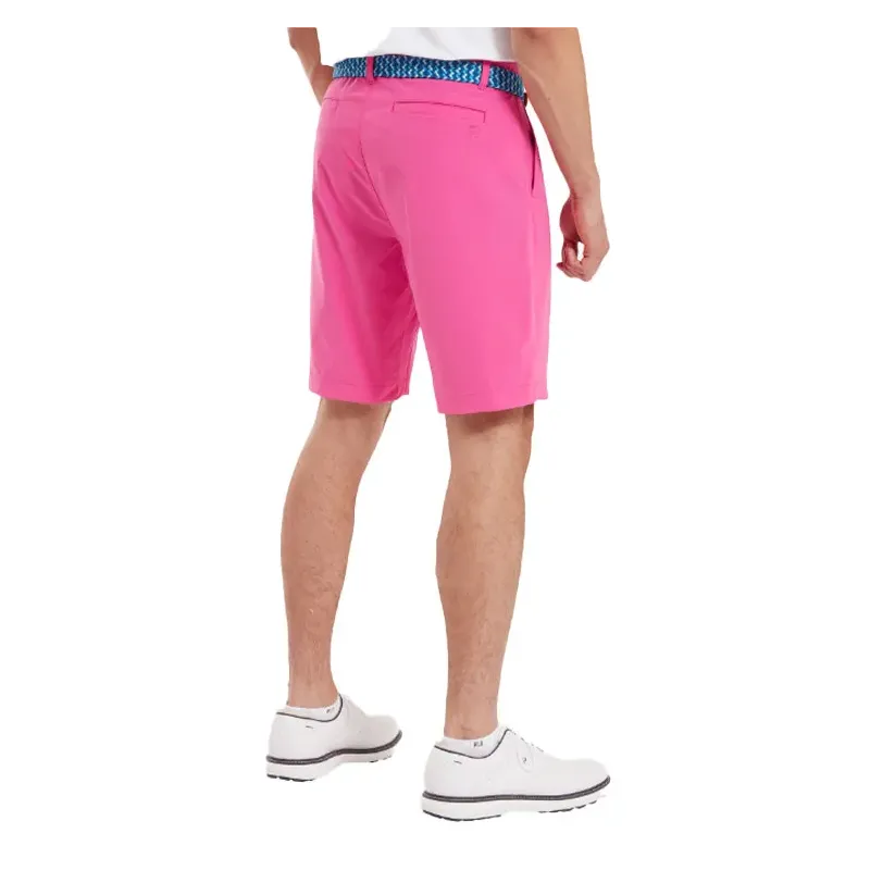 Footjoy - Bermuda Par Léger Uni Rose Porté Dos - Golf Plus Footjoy - Bermuda Par Léger Uni Rose Porté Dos - Golf Plus