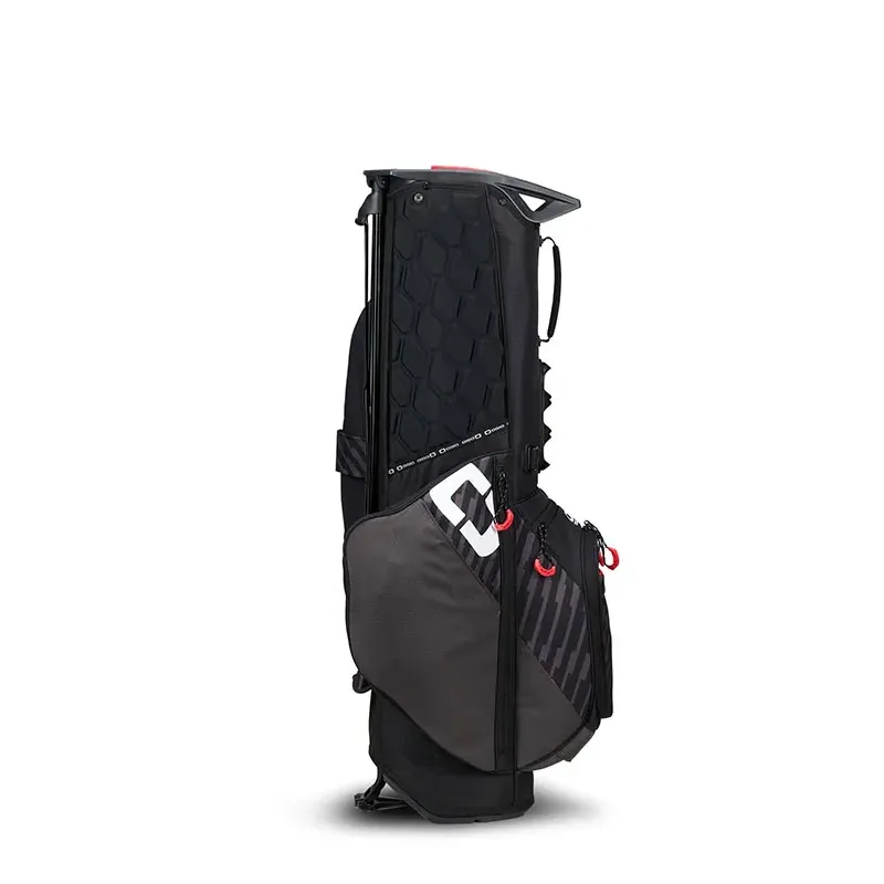 Ogio - Le sac Fuse trépied noir vu de face - Golf Plus Ogio - Le sac Fuse trépied noir vu de face - Golf Plus