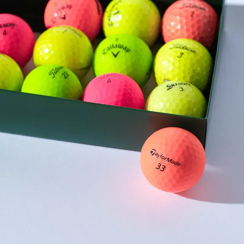 Balles de golf reconditionnées de couleurs, multi-marques Balles de golf reconditionnées de couleurs, multi-marques